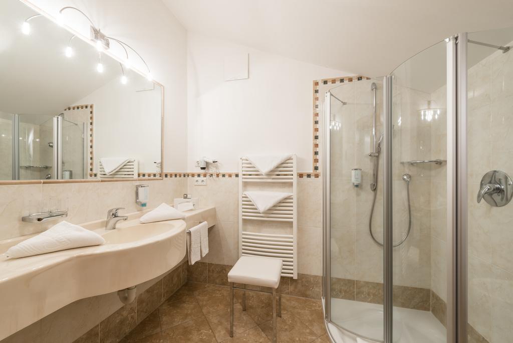 Hotel Sonnenburg Merano